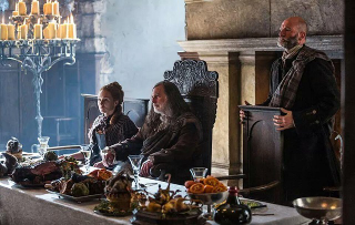 Illustration for article titled Dear Outlander: Your Actors Are Good Enough, Ditch the Voiceover